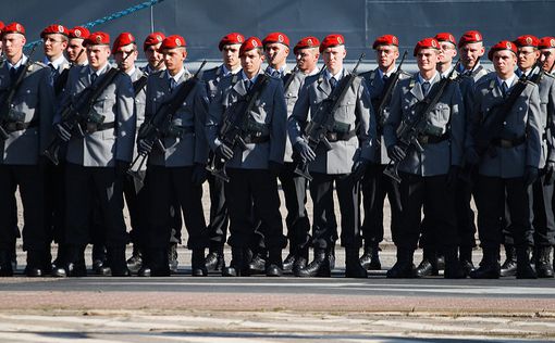 Германия отправит 650 военных на борьбу с ISIS
