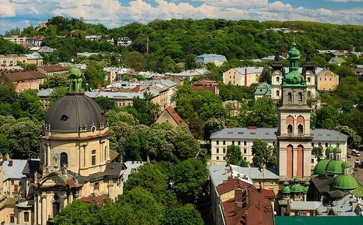 Во Львове начнут строить коттеджи для переселенцев