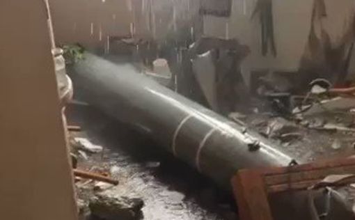 В Харькове снаряд угодил в жилой дом