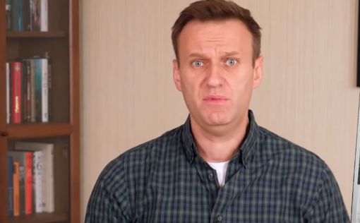 Путин обсудил с Макроном ситуацию вокруг Навального