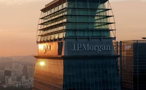 JPMorgan прекращает обработку платежей России за зерно