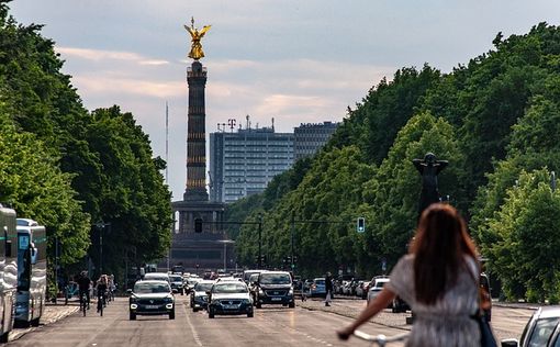 В Берлине разъяренные водители избили активистов, которые блокировали дороги