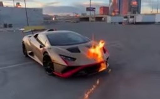 В погоне за лайками: блогер поджег суперкар Lamborghini