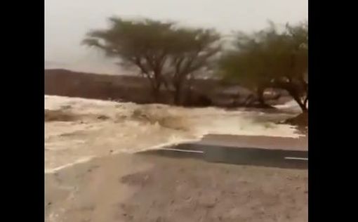 Дороги в и из Эйлата, и другие автомагистрали на юге закрыты из-за наводнения