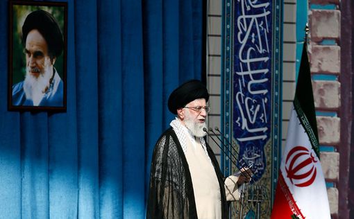 Хаменеи: Иран не потерпит угроз и давления