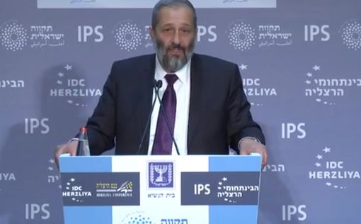 Развозов: Министр А. Дери – преступник и расист