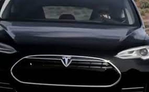 Начальник судоходной компании погибла в утонувшем автомобиле Tesla