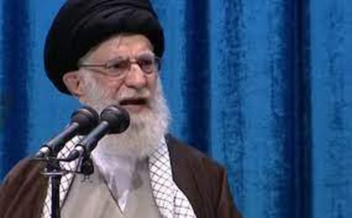 Иран пригрозил Франции из-за вульгарных карикатур на Хаменеи