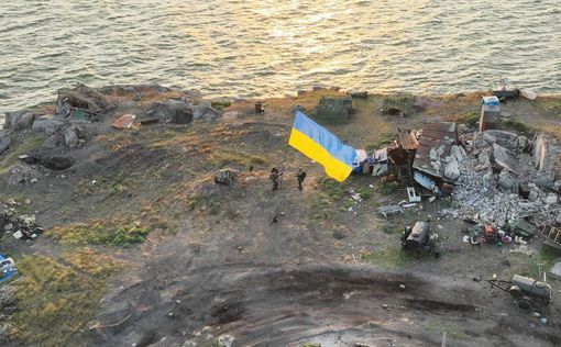 Флаг Украины на о. Змеиный. Появилась реакция МО РФ