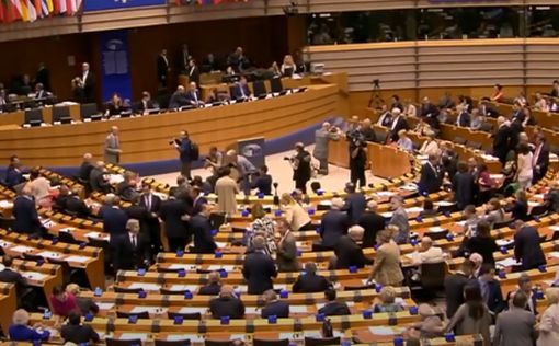 Европарламентарии призвали ЕС ввести санкции против Турции