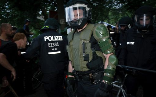 Германия страдает от роста ксенофобии и экстремизма