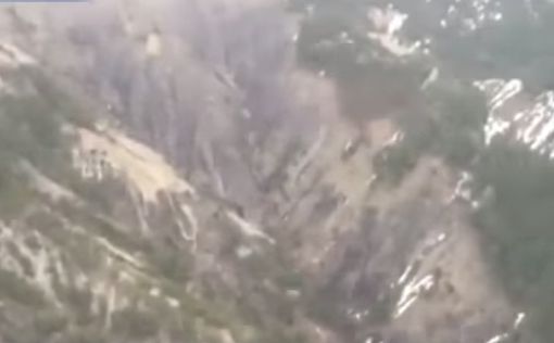 Жертв авиакрушения в Альпах собирают по фрагментам