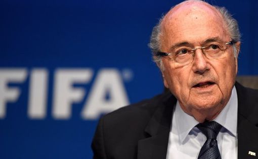 Блаттер объявил об уходе с поста президента ФИФА