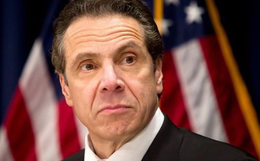 Губернатор Нью-Йорка уходит в отставку из-за обвинений в домогательствах