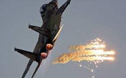 Израиль нанес авиаудары по целям под Дамаском, заявляет Сирия