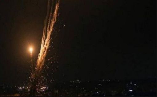 Пожар в Эшколь после прямого попадания, минимум двое солдат получили ранения