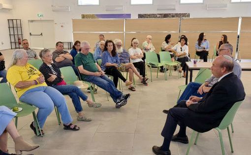 Энгельман в Нир-Оз: Правительство обязано помочь всем пострадавшим