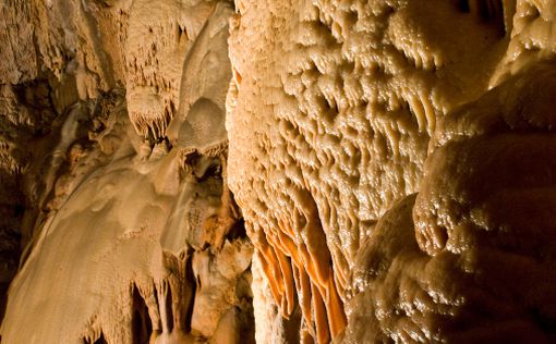 В Иерусалимских горах обнаружена сталактитовая пещера