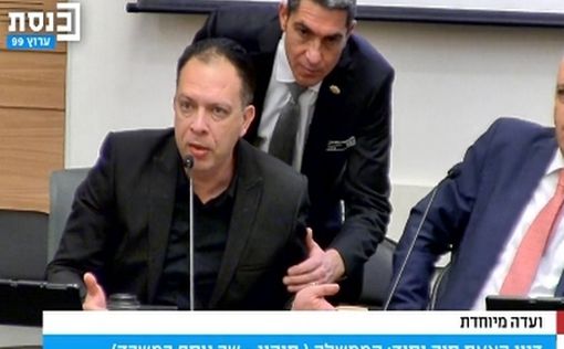 "Стыд и позор Кнессета". Депутата Белиака силой вывели из зала заседаний