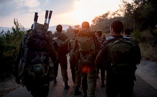 Солдаты отказались спать в одной казарме с религиозными
