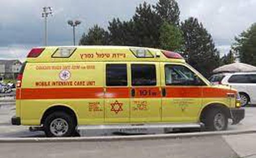 Тель-Авив: мужчина в тяжелом состоянии после потери сознания в бассейне