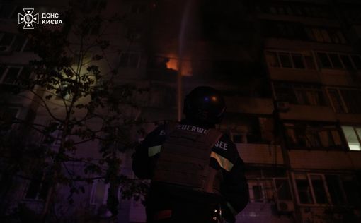 Россия нанесла комбинированный удар по Киеву: 8 пострадавших | Фото: ГСЧС Украины