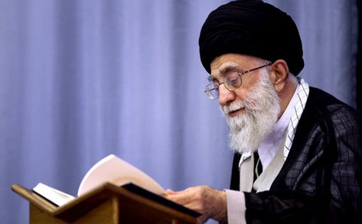 Аятолла обвинил США в "иранофобии"