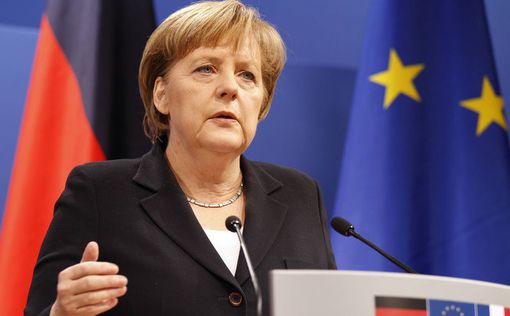 Меркель: "Присоединение Крыма нарушило базовые принципы"