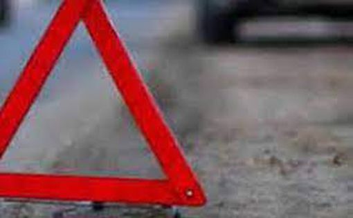 На трассе 989 перевернулся автомобиль: трое пострадавших