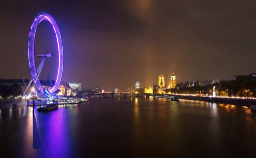 Лондон: туристы зависли в воздухе