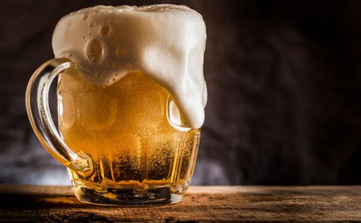 Каждый немец выпивает 500 бутылок пива в год