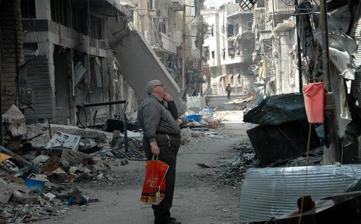 Жители Хомса возвращаются в свои разрушенные дома