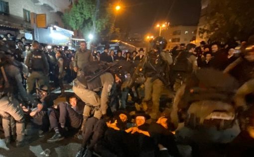 Во время протестов в Меа Шеарим тяжело ранена женщина