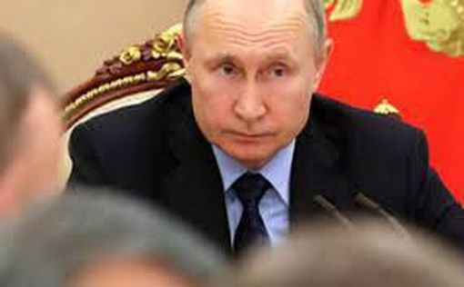 СМИ: Путин не дал главе Центробанка РФ уйти в отставку