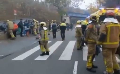 В Каталонии столкнулись два пассажирских поезда