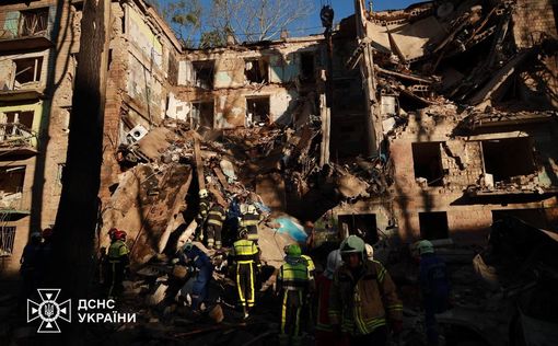 Ночной обстрел Киева: ракета пробила дом до подвала, погибли 7человек | Фото: ГСЧС Украины