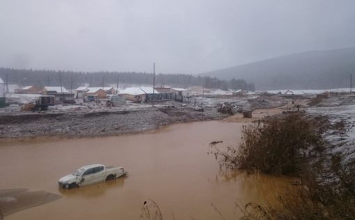 Под Красноярском прорвало не одну, а сразу две дамбы