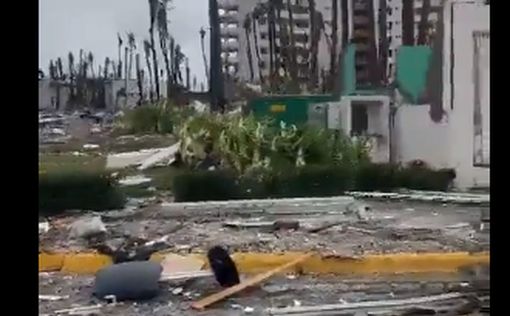 Ураган Отис обрушился на Мексику: почти три десятка жертв