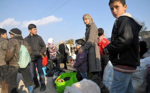 ООН поставляет продовольствие в северную Сирию самолетами
