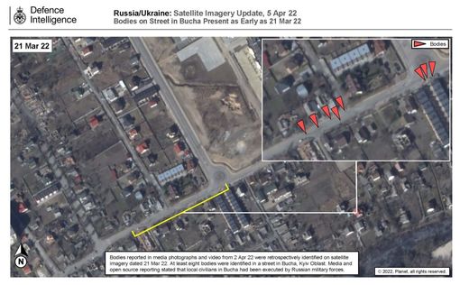 Британская разведка показала спутниковые снимки из Бучи