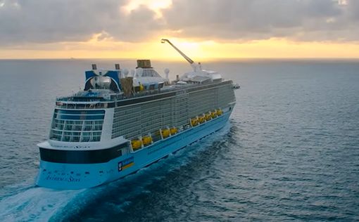 Лайнер Royal Caribbean впервые пришвартовался в порту Хайфы