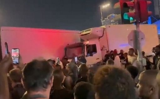 В ходе протестов на шоссе Аялон ранены 6 полицейских, один - в тяжелом состоянии