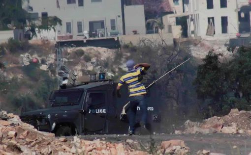 Израильские войска вошли в Калькилию после жестокого ограбления автомобиля