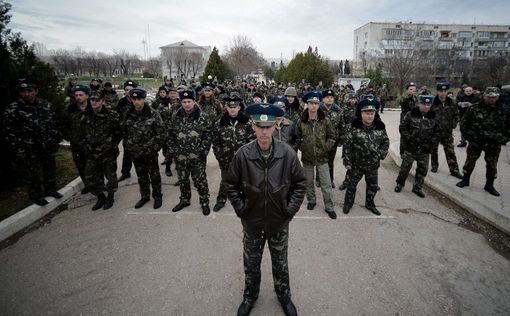 Штурмовые вертолеты протеста над Севастополем