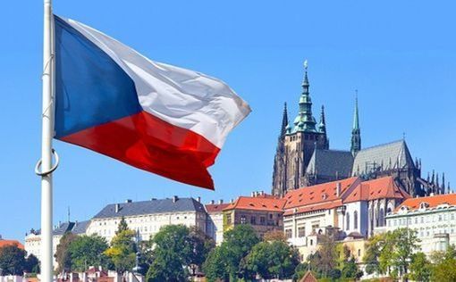 Туристы нашли клад с сотнями золотых монет в чешских горах
