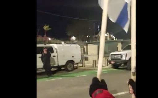 Движение за качество власти: Десятки тысяч демонстрантов у Габима