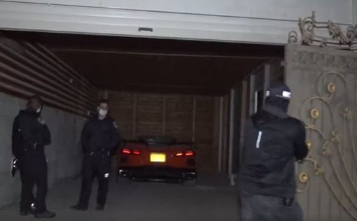 Полицейский рейд: "Откуда деньги на Corvette?"