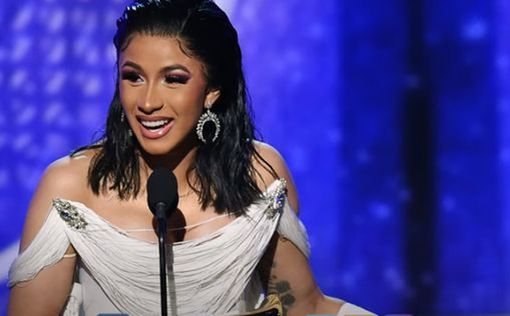 Cardi B опубликовала снимок харедим и подверглась резкой критике