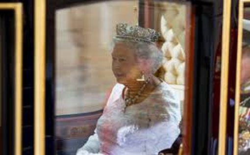 Netflix приостановил съемки сериала из-за смерти королевы Елизаветы II