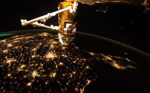 NASA опубликовали фото и видео утренней земли с космоса